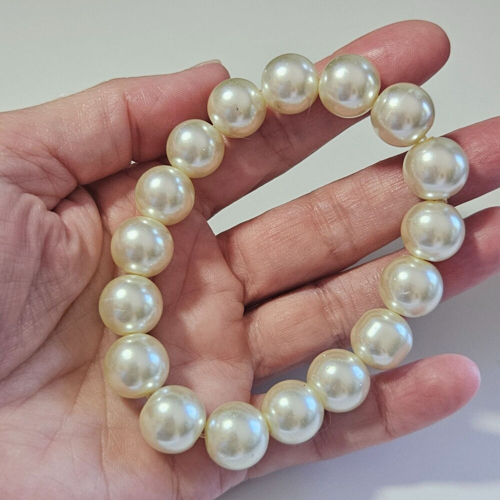Cream Colored Faux Pearl Beaded Stretch Bracelet 7" Small